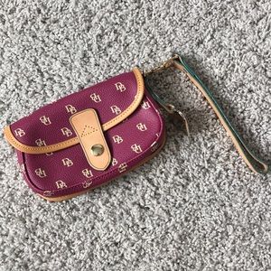 Dooney & Bourke wristlet